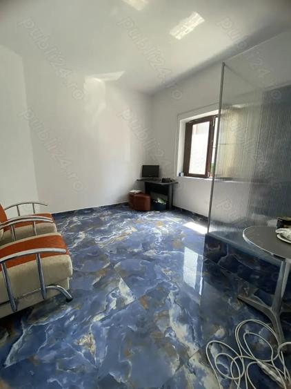 Casă cu 6 camere cu Teren 99 Mp în Știrbei Vodă