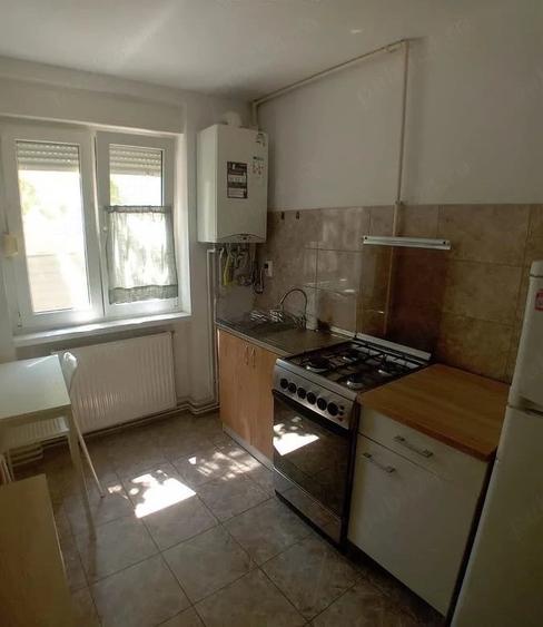 Apartament cu 2 camere semidecomandat în Medicină