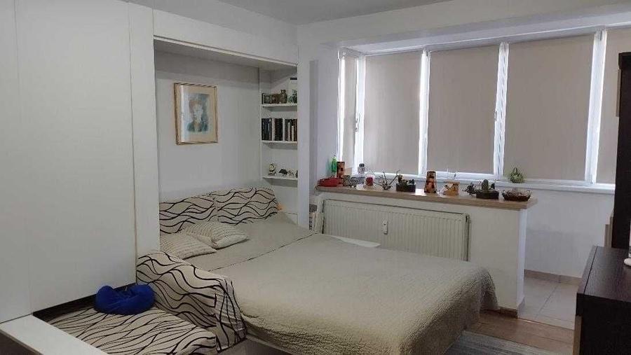 Apartament cu 2 camere semidecomandat în Giurgiului
