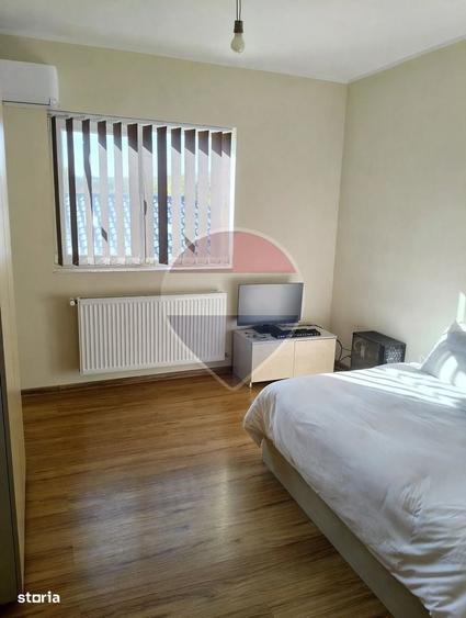 Casă cu 4 camere în Bârnova