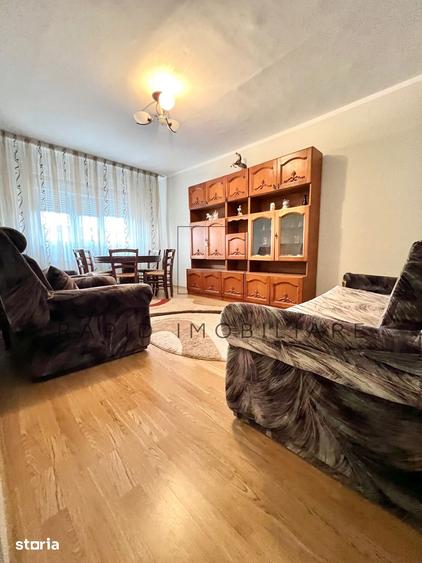 Apartament cu 2 camere decomandat în Micro 21