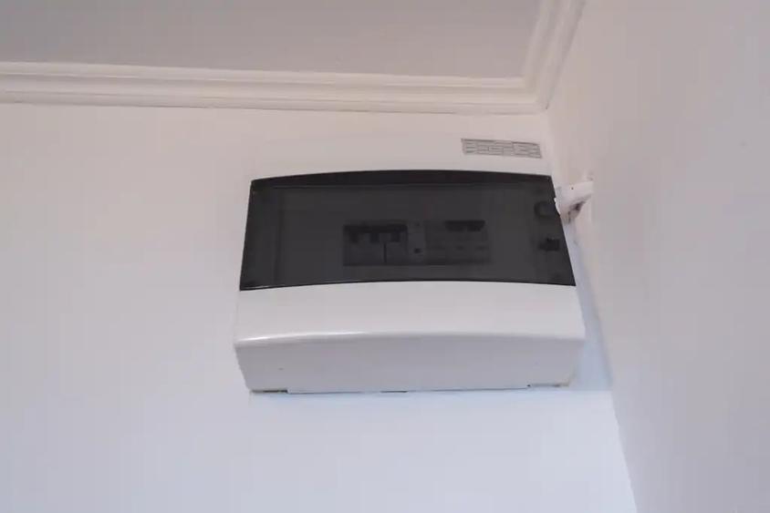 Apartament cu 3 camere decomandat în Inel II