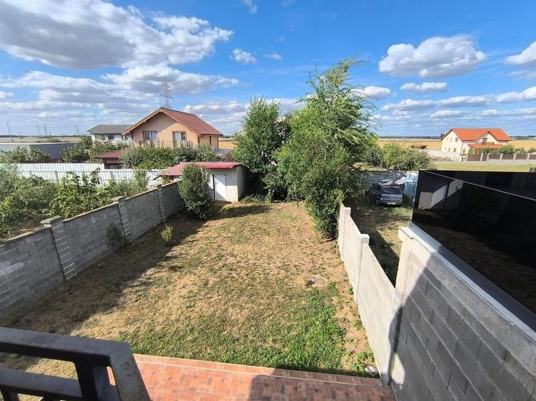 Duplex cu 4 camere cu Canalizare în Dumbrăvița
