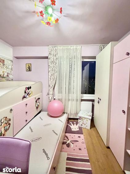 Apartament cu 3 camere decomandat în Tudor