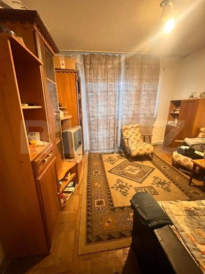 Apartament cu 2 camere decomandat, mobilat în Hunedoara
