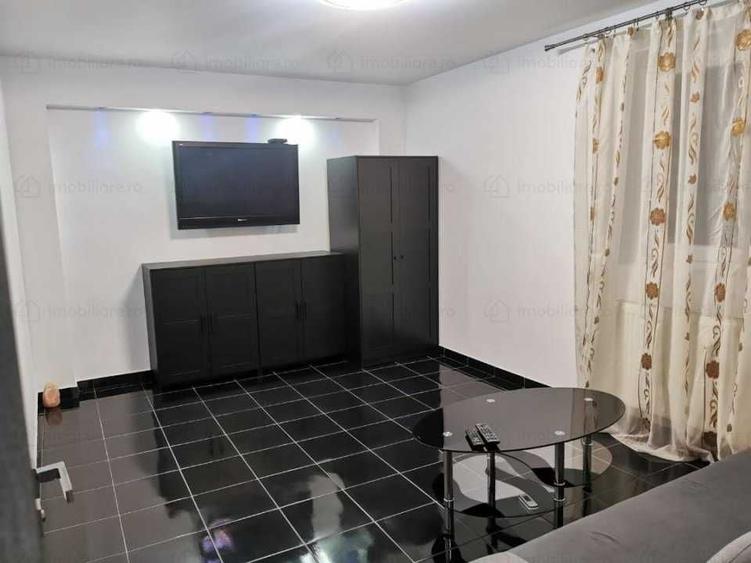 Apartament cu 2 camere decomandat în Lacul Tei