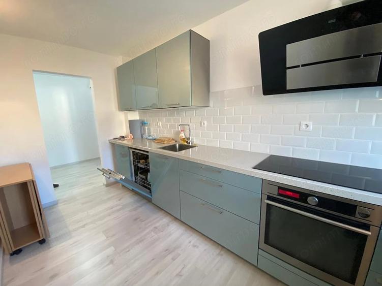 Apartament cu 3 camere decomandat în Mihai Viteazul