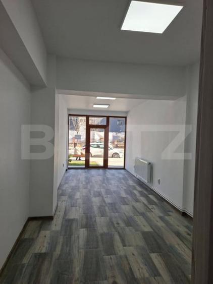 Spațiu comercial, de 31 mp, în Central