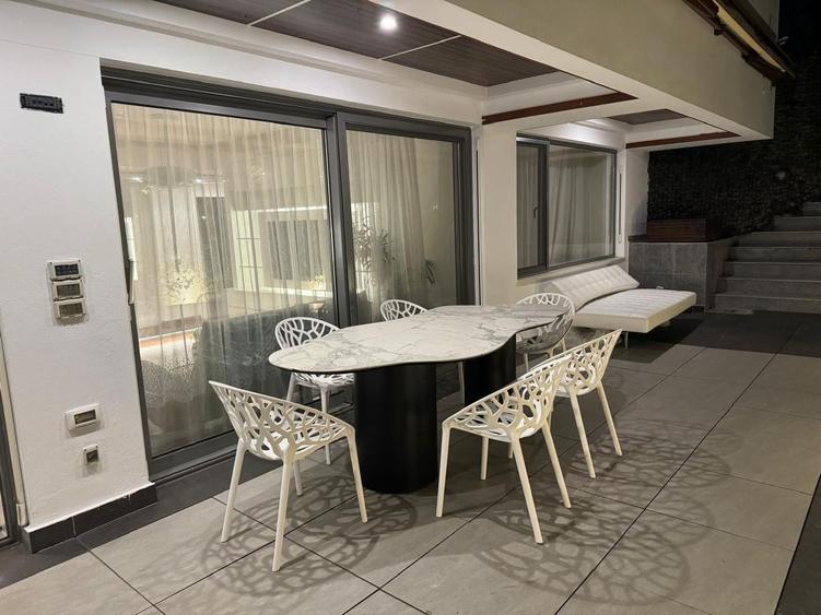 Apartament cu 3 camere, mobilat în Primăverii