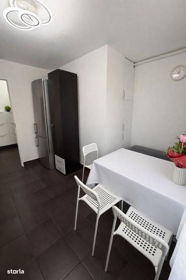 Apartament cu 2 camere decomandat, mobilat în Central — fotografia 1