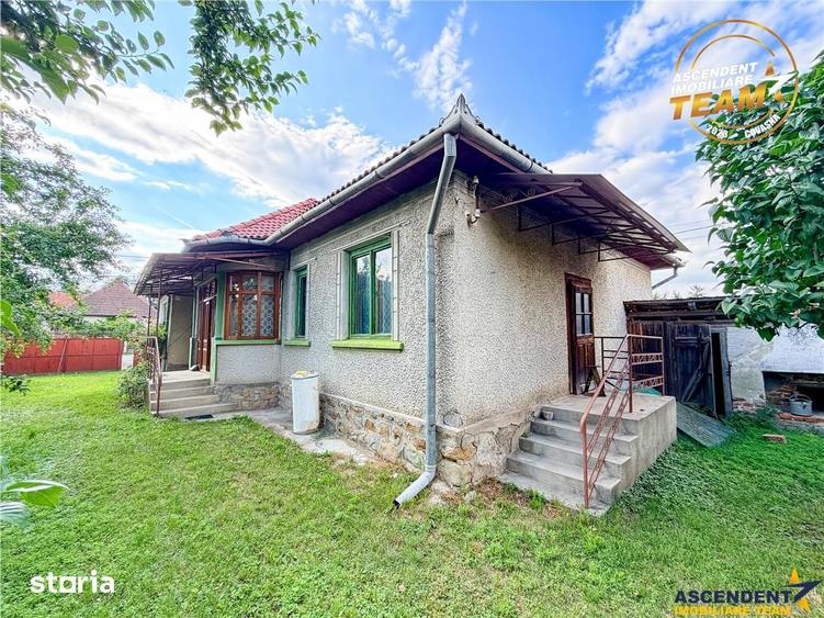 Casă cu 6 camere cu Teren 1911 Mp în Ilieni
