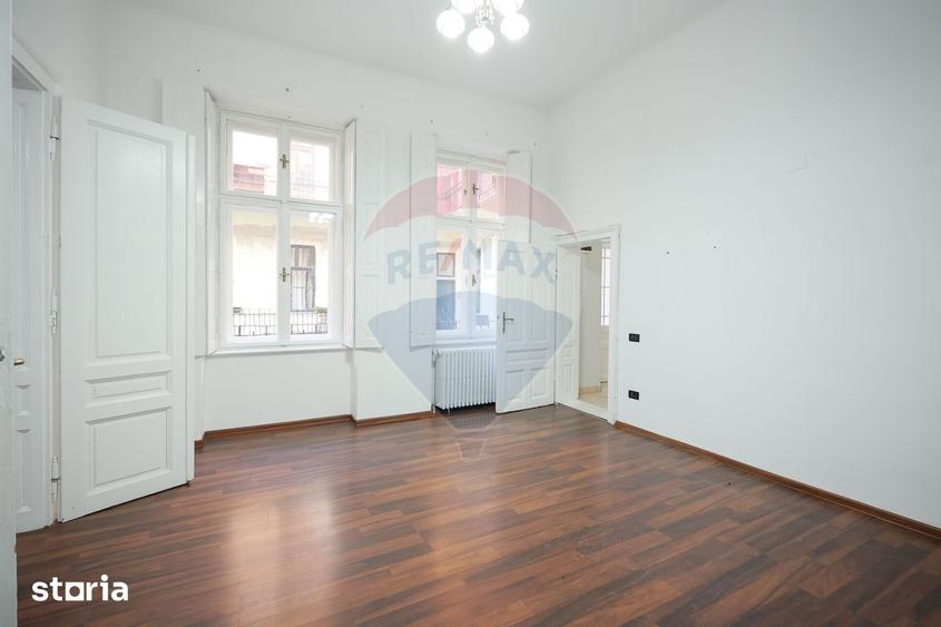 Apartament cu 3 camere în Ultracentral