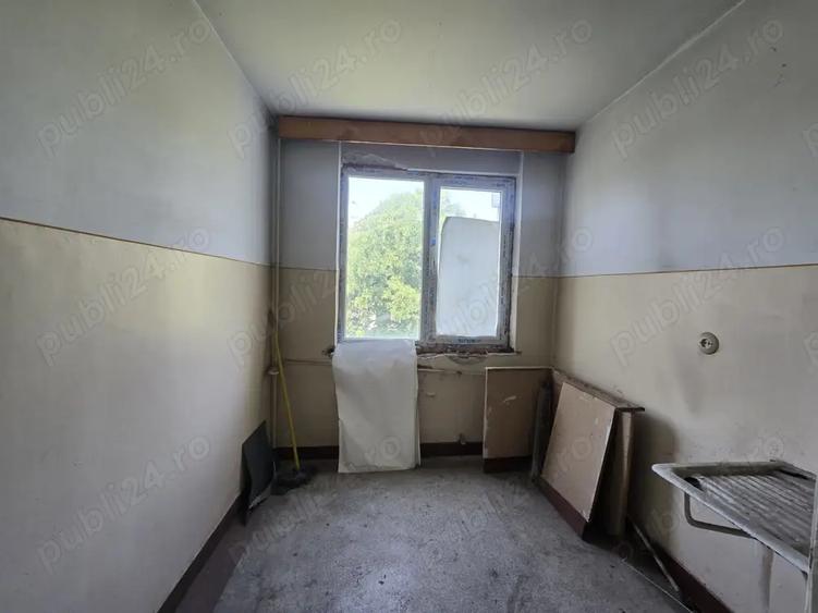 Apartament cu 2 camere semidecomandat în Dorobanți