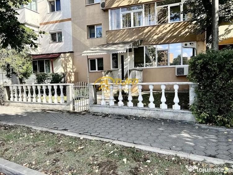 Apartament cu 4 camere semidecomandat în Nicolina