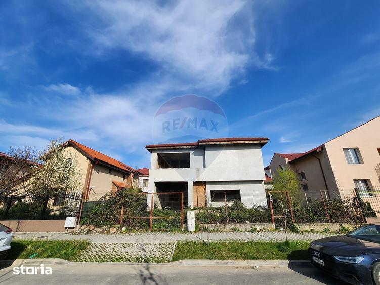 Casă cu 5 camere cu Teren 406 Mp în Nord