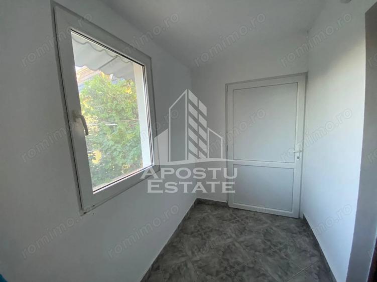 Casă cu 4 camere cu Teren 146 Mp în Ghiroda