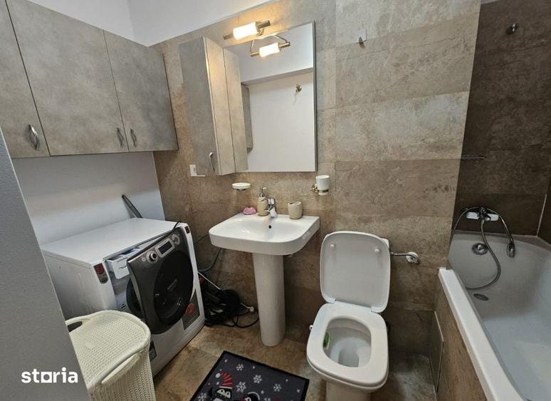 Apartament cu 3 camere în Tătărași