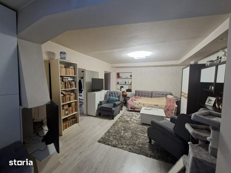 Apartament cu 3 camere în Traian