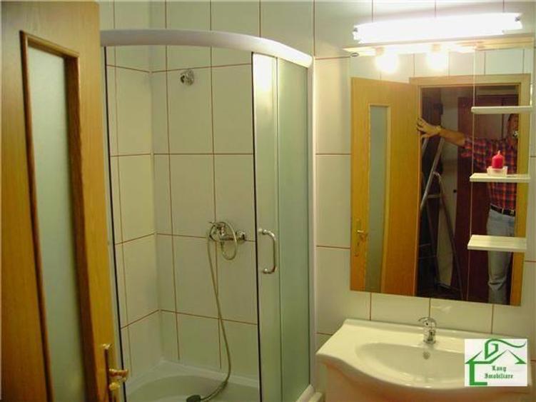 Apartament cu 2 camere decomandat în Ultracentral