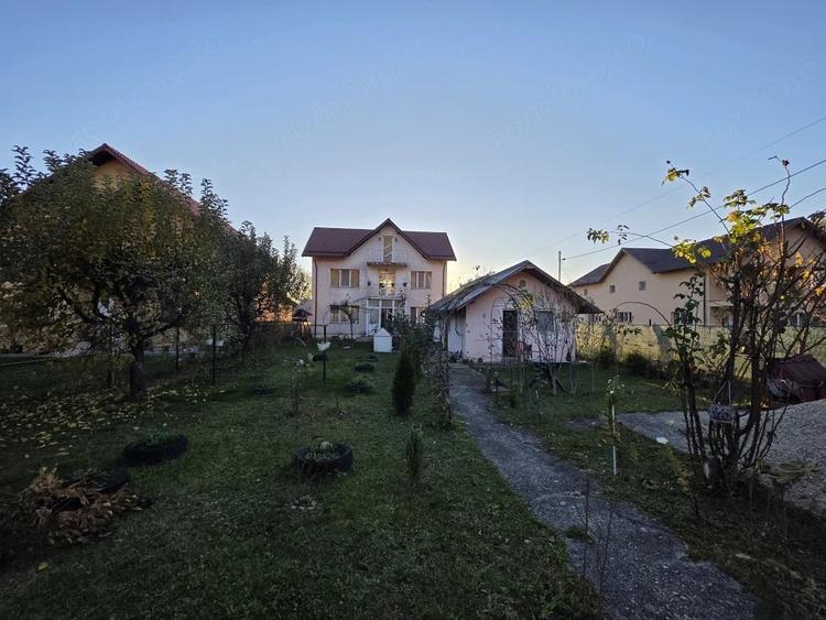 CASA P+E+M, 2340 mp teren - VALEA MARULUI - 15