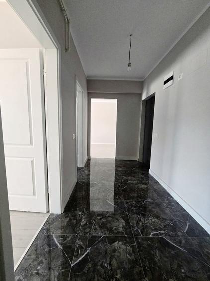 Apartament cu 2 camere decomandat în Dobroești