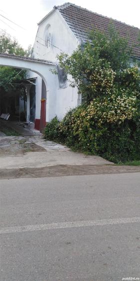 Casă cu 5 camere cu Teren 1200 Mp în Ludoș