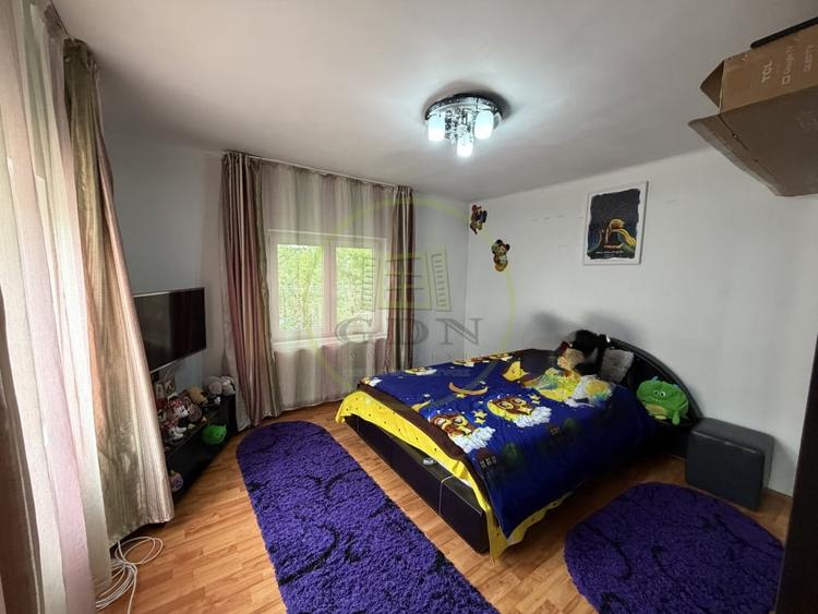 Casă individuală cu 4 camere cu Canalizare în Central
