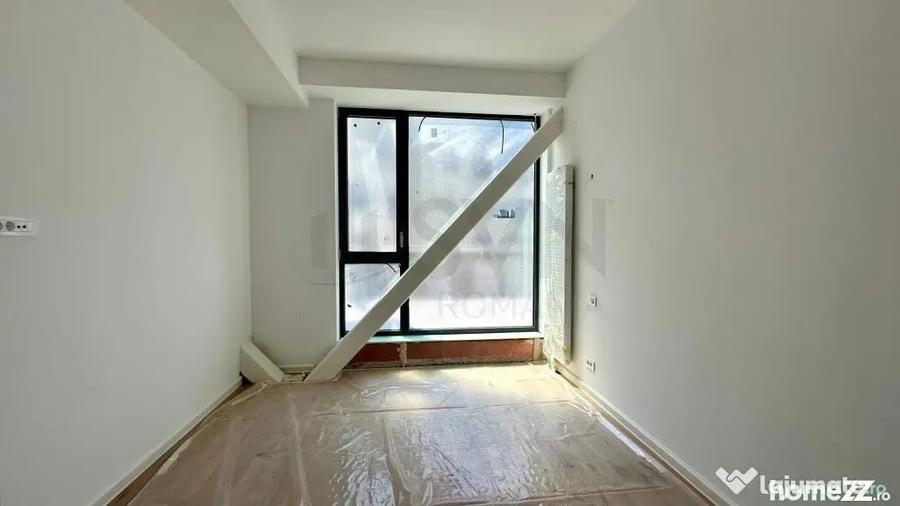 Apartament cu 4 camere decomandat în Aviației