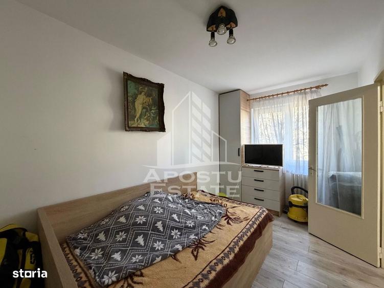 Apartamentu cu 2 camere,renovat, etajul 2, zona Sagului - 6
