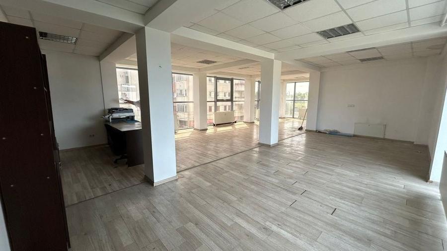 Birou, de 550 mp, în Timocului-Șaguna