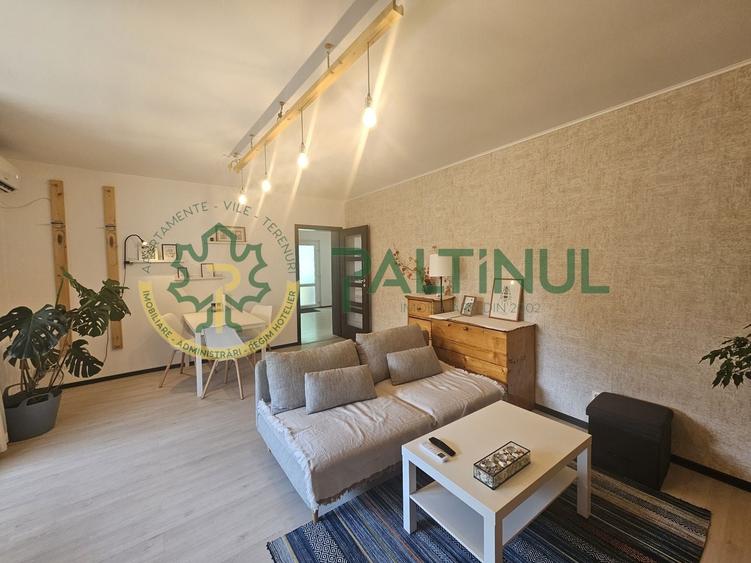 Apartament cu 2 camere decomandat în Central