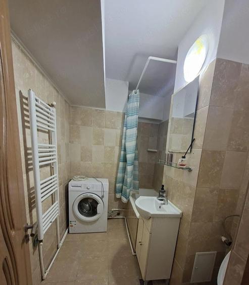 Garsonieră decomandată în Exterior Vest