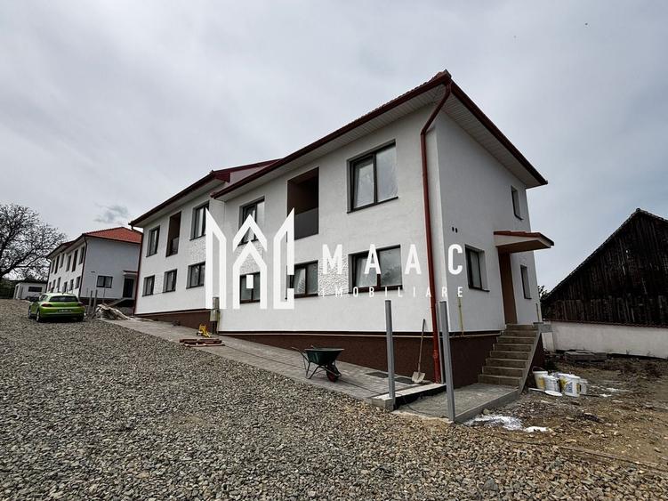 Duplex cu 4 camere cu Canalizare în Șura Mică
