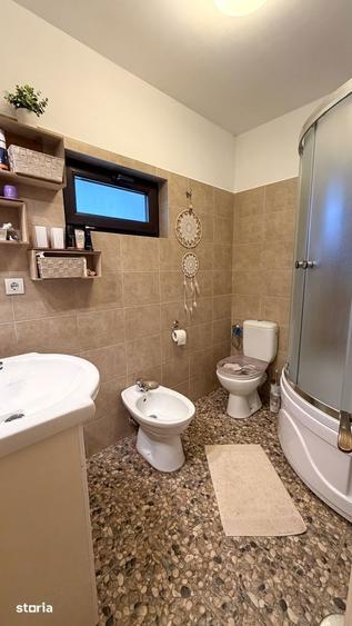 Apartament cu 3 camere, mobilat în Castelul Peleș