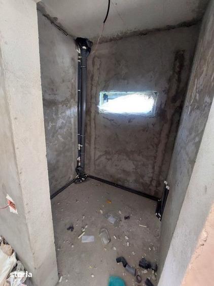 Casă cu 5 camere cu Teren 465 Mp în Cumpăna