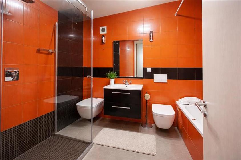 Penthouse cu 3 camere decomandat în Avantgarden