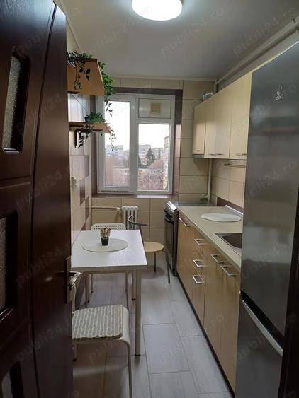 Apartament cu 2 camere decomandat în Berceni