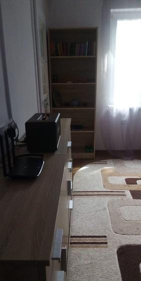 Garsonieră decomandată în Horea