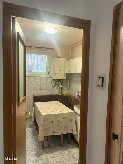 Apartament cu 3 camere în Astra