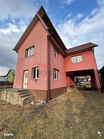 Casă cu 4 camere în Bichigiu