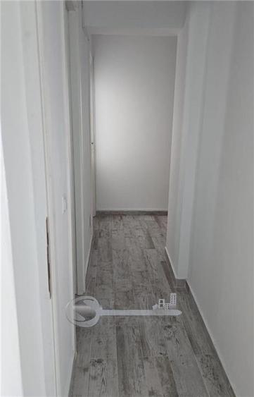 Apartament cu 3 camere decomandat în Păcurari