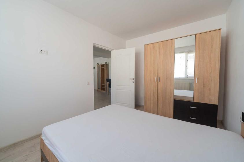 Apartament cu 2 camere semidecomandat în Florești