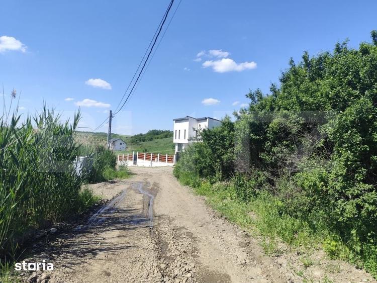 Teren de 1060.46 mp, în Rediu