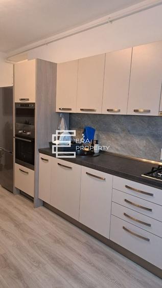 Apartament cu 3 camere decomandat, mobilat în Șelimbăr
