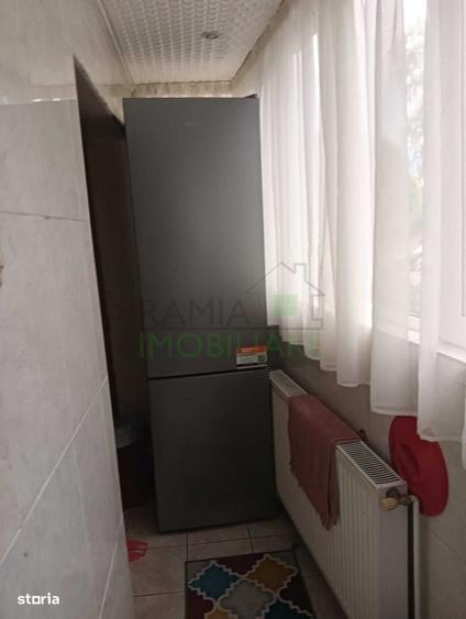 Apartament cu 2 camere decomandat în Noua