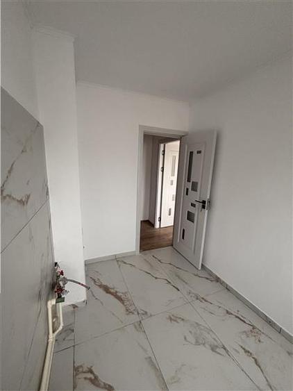 Apartament cu 2 camere semidecomandat în Tomis Nord
