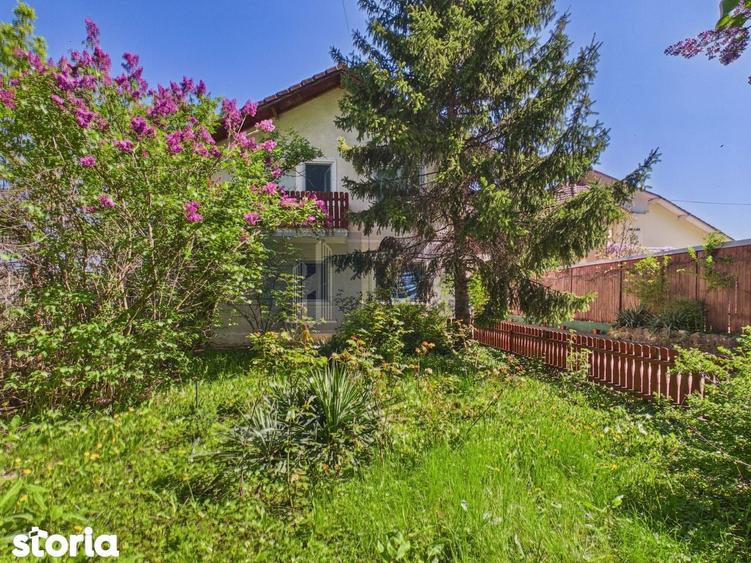 Casă cu 6 camere cu Teren 1690 Mp în Gruiu