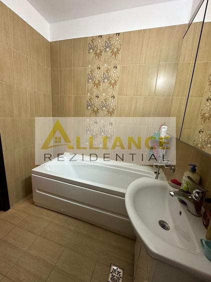 Apartament cu 3 camere decomandat în 1 Decembrie 1918