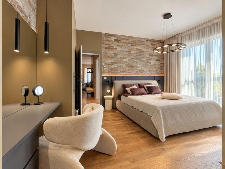 Apartament cu 3 camere decomandat, mobilat în Ultracentral