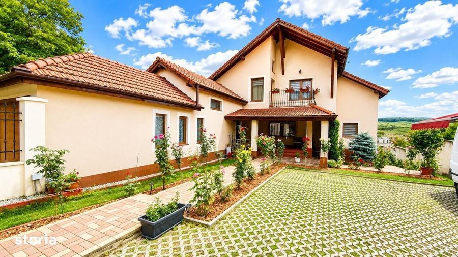 Casă cu 4 camere în Cordău